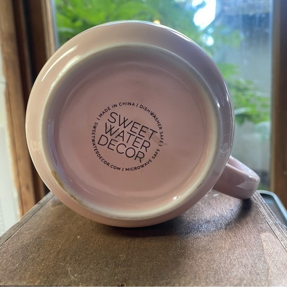 DOES this ring make me look engaged? Mug - Picture 3 of 5